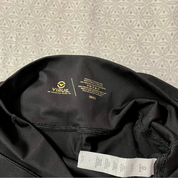 Virus box tech short - Picture 4 of 4